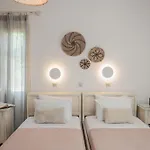 Maria\'S Rooms & Studios