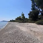 Kaloutsikos Sea View House