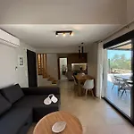 Calmia Fine Living Villas