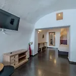 Aroma Suites