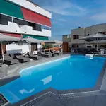 Yianna Hotel
