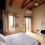 Casa Olea - A Venetian Era Home With Courtyard
