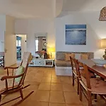 Poros Pine View