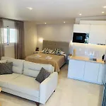 Thelfi Luxury Studio In Attica - Close To Varkiza Beach - Sea View