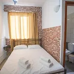 Star Sianna Village Rooms To Let