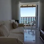 Seafront Apartment Pefkochori