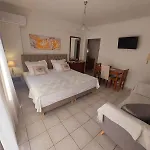 Eleni\'S Apartments Igoumenitsa - Γκαρσονιέρα 1Ου Ορόφου Επιπλωμένη, Εξοπλισμένη