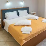 Ermioni Rooms
