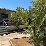 Surfers\' Cottage