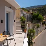 Montem Et Mare Lefkada