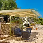 Villa Mylos