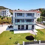 Sls Nikiti