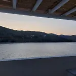 Apomero Apartment In Rochari Panormos
