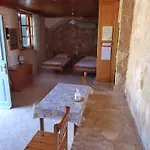 Nikitas Studio