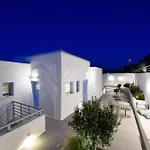 Ariti\'S Villas 1 - Naxos