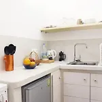 Calderimi, A Cosy,Warm And Renovated House In Fira