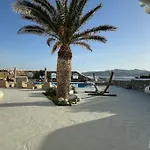 Villa Annita On The Water With 5 Bedrooms