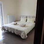 Samaras Apartments In Kamena Vourla