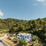 Amalfi By Halu!, Apartment With Private Garden