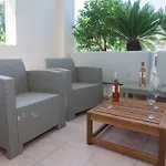 Luxe 3 Bd Penthouse 5 Min From Drosia Square