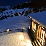 Karyatis Resort