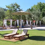 Aroma Beach Bungalows