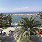 Popi \'S Home