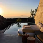 One Of One Hotel