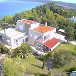 Villa Achilleos
