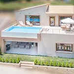 Villa Vasillis-Heated Swimming Pool With Infinity View