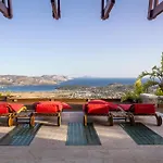 Villa Takeoff Saronida