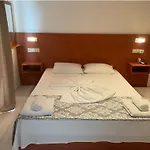 Hotel Kourkoumelata