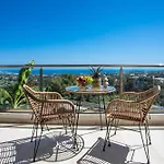 Zafora Apartment