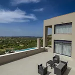 Reina Del Cielo Luxury Villa