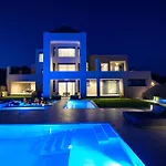 Reina Del Cielo Luxury Villa