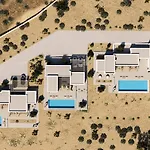 Faragas Hill Harmony Villa