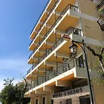 Hotel Bakos