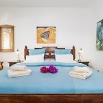 Plaka Beach Luxury Villa Crete Dreams