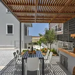 Leon Luxury Home In Rethymno