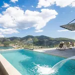Jonina Resort