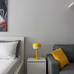 Modern Apartment 305