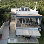 Sea Side View