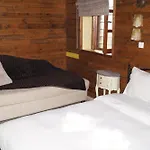 Ikojenia Traditional Lodge