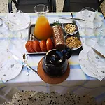 Sea View Apartment With 3 Bedrooms In Amfilochia