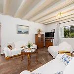 Villa Theodora