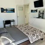 Starfish Seaside Studio