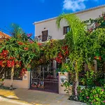 Ulysses Hotel