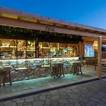 Parosland Hotel