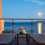 8Moons Boutique Apartments