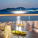 8Moons Boutique Apartments